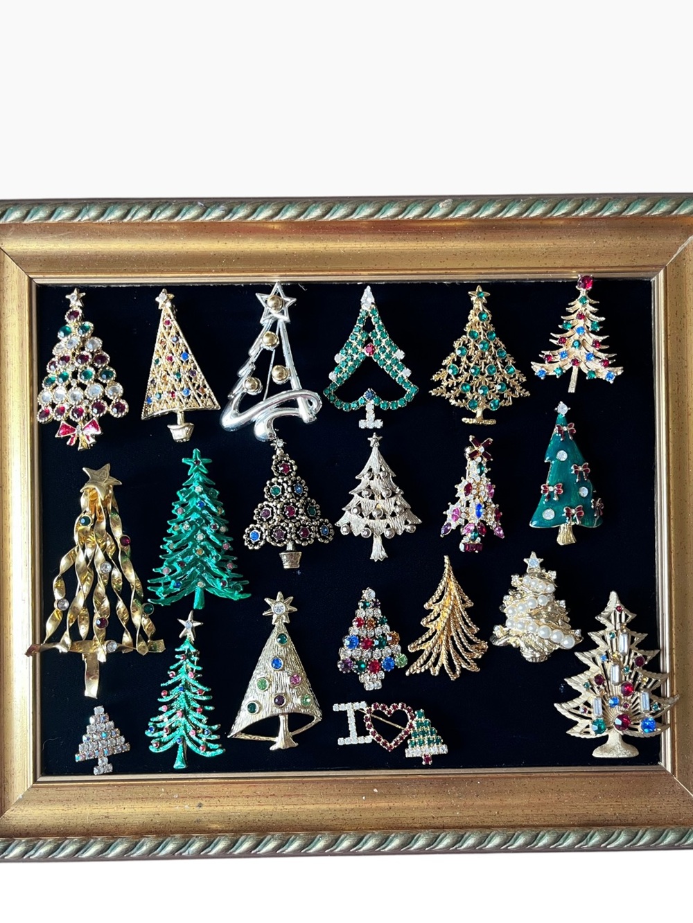 Mixed Signed Christmas Tree Holiday Pin Brooch Lot 120+ Pieces Vintage Modern - Picture 3 of 13